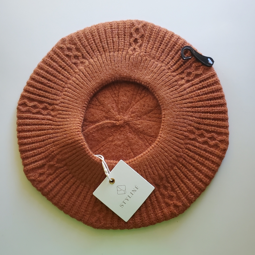 Solid Rust Beret - Picture 2 of 5